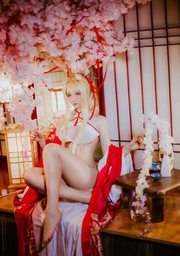 视频欧美尼龙丝袜_4K神马影院手机在线