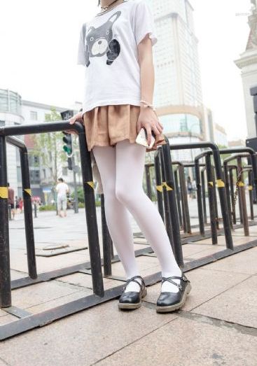 男人狂躁进女人免费视频vr_720日本电影免费