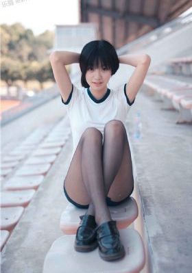 97精品人妻人人做人人爽_4K高清在线