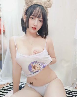 美女露全乳视频短片_蓝光影视在线观看