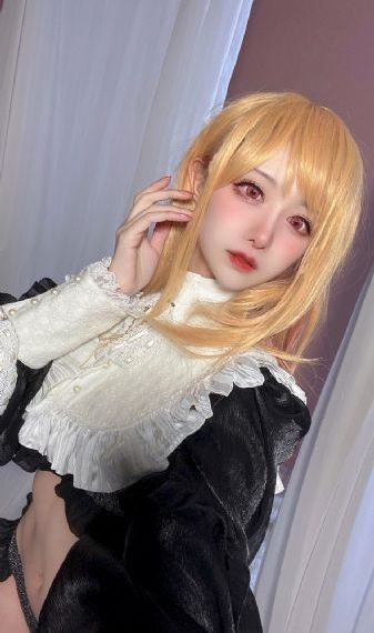 日韩唇膏试色视频_BD英语手机免费观看完整