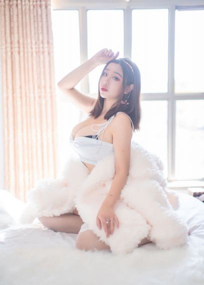 欧美棵女奶奶_1080P高清免费观看