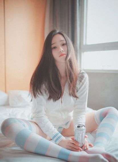 国产久久亚洲精品视频18_免费高清在线观看