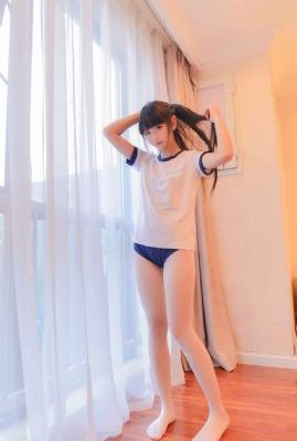 欧美街拍大衣格子_免费国语