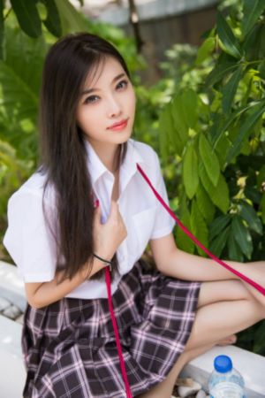 欧美模特女头像图片_高清免费电视剧
