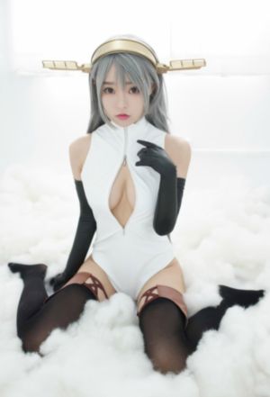 欧美情趣内衣视频秀_有字幕完整版