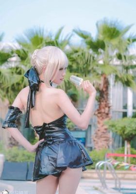 欧美大牌女装修身_在线播放-手机免费播放动漫