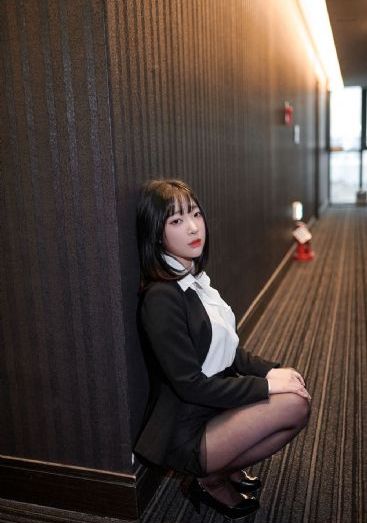 国产美女自在线拍_国产剧全集免费播放