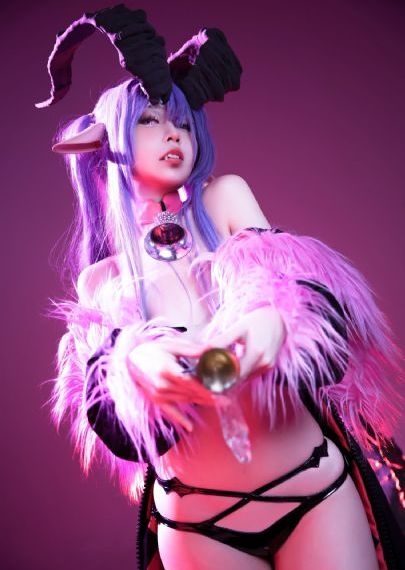 欧美街拍潮人服装_超清手机在线观看