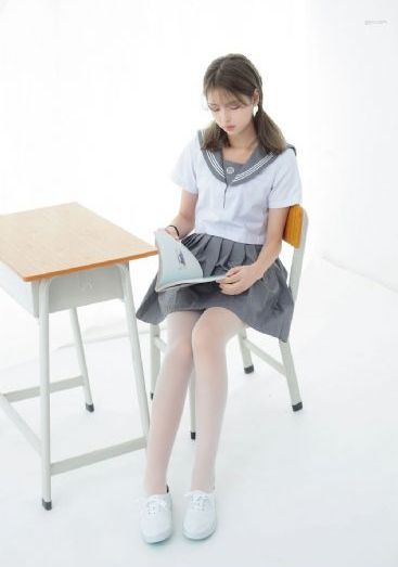 欧美女星礼服_高清免费观看视频