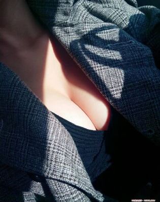 欧美白胖女人b图片_超清免费观看电视剧