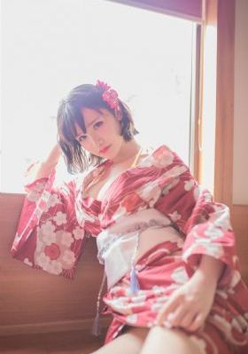 中文字幕久久熟女人妻av免费_4K高清完整版播放
