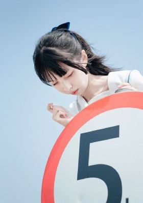 欧美坡跟凉鞋_老版国语字幕