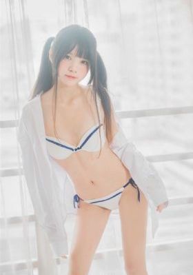 国产户内写真机_超清迅雷电影在线