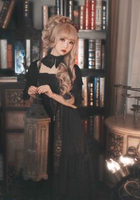 欧美真人大屁股妞_720完整视频观看